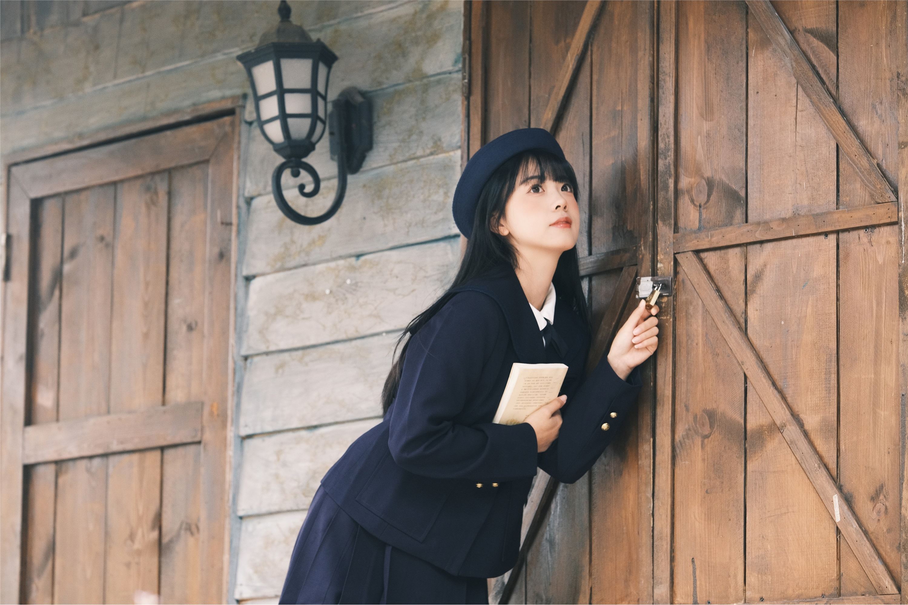 YITUYU艺图语 2025.02.06 木屋小记 一只暖暖